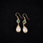 584474 Earrings